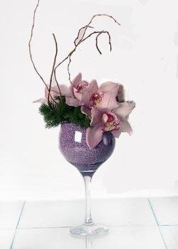 Ankara Aya Etimesgut ieki firma rnmz cam kadeh ierisinde 2 kandil orkide