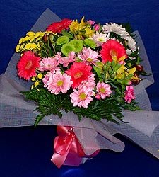 Ankara Ayaş çiçekçilik görsel çiçek modeli firmamızdan taze kır çiçekleri sevenler için